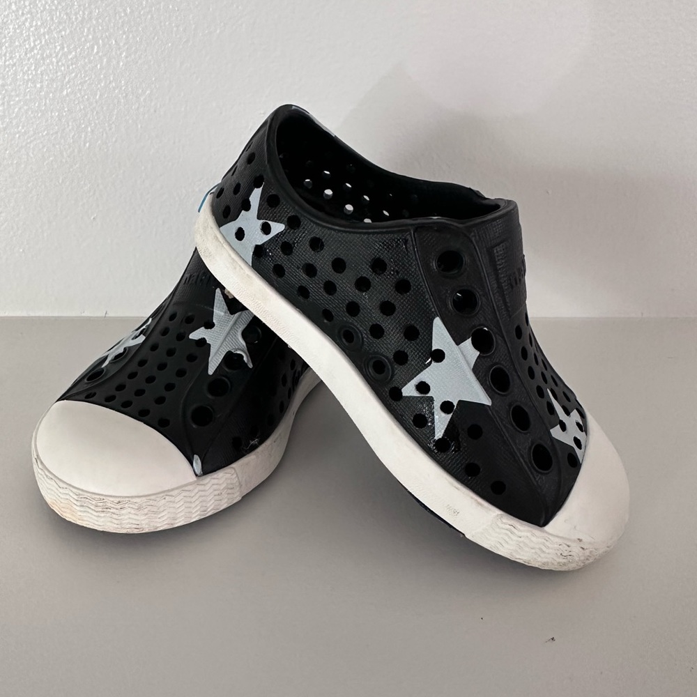 Kids Native slide on shoes